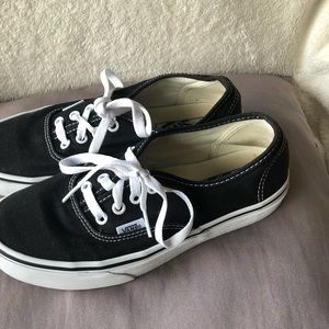 Black Vans 2021